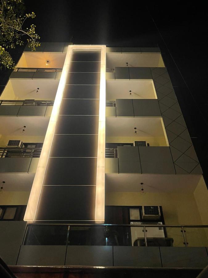 Hotel The Twenties Kamla Nagar Neu-Delhi Exterior foto